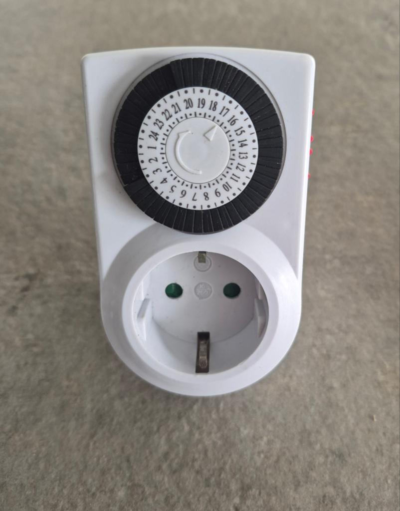 24-uurs Tijdschakelaar TG-7 - Max. 3500W, Ophalen of Verzenden, Zo goed als nieuw, Schakelaar
