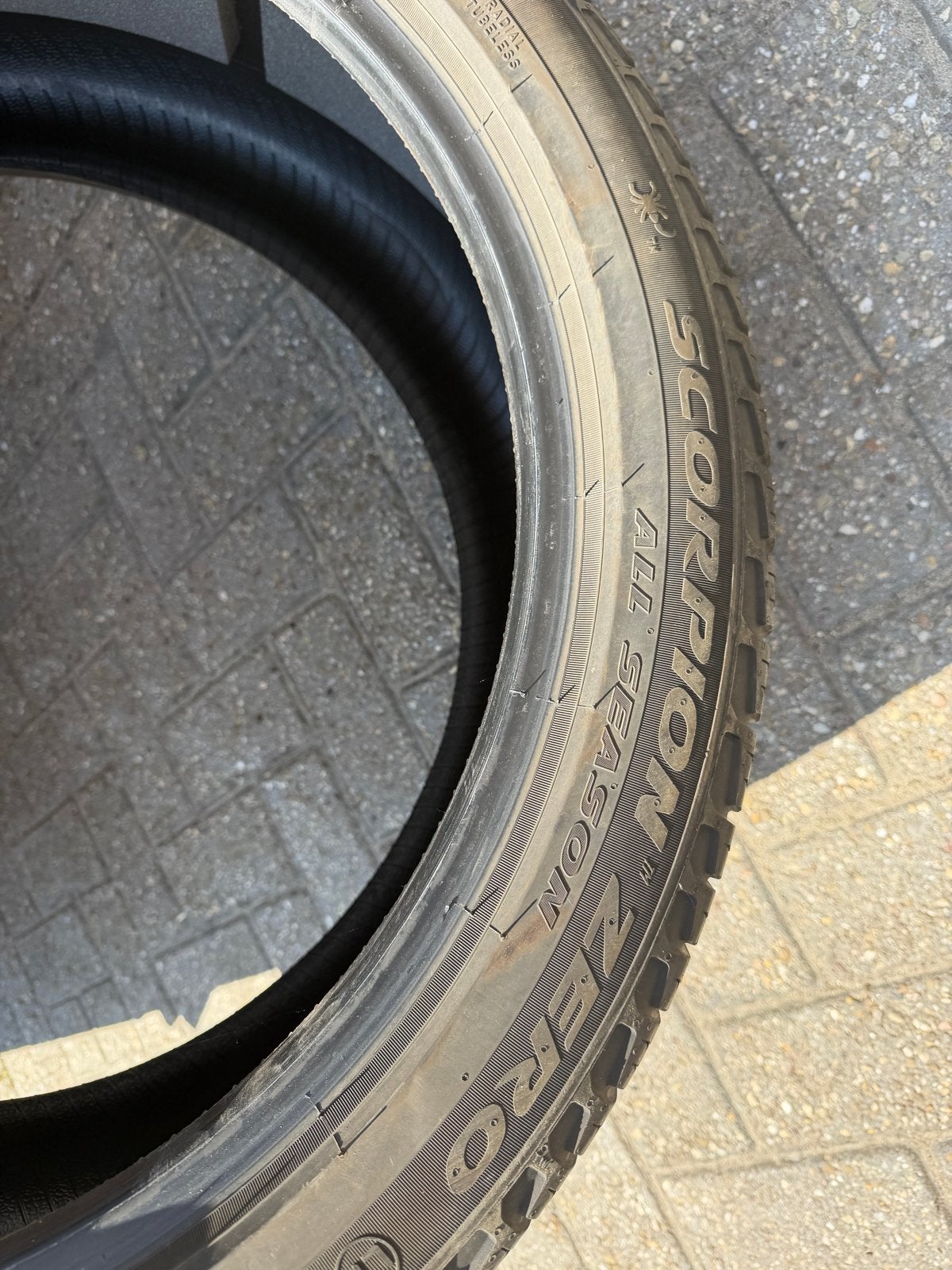 Pirelli Scorpion Zero All Season banden 275/40 R22, Auto-onderdelen, Banden en Velgen, Ophalen, Gebruikt, 275 mm, 21 inch