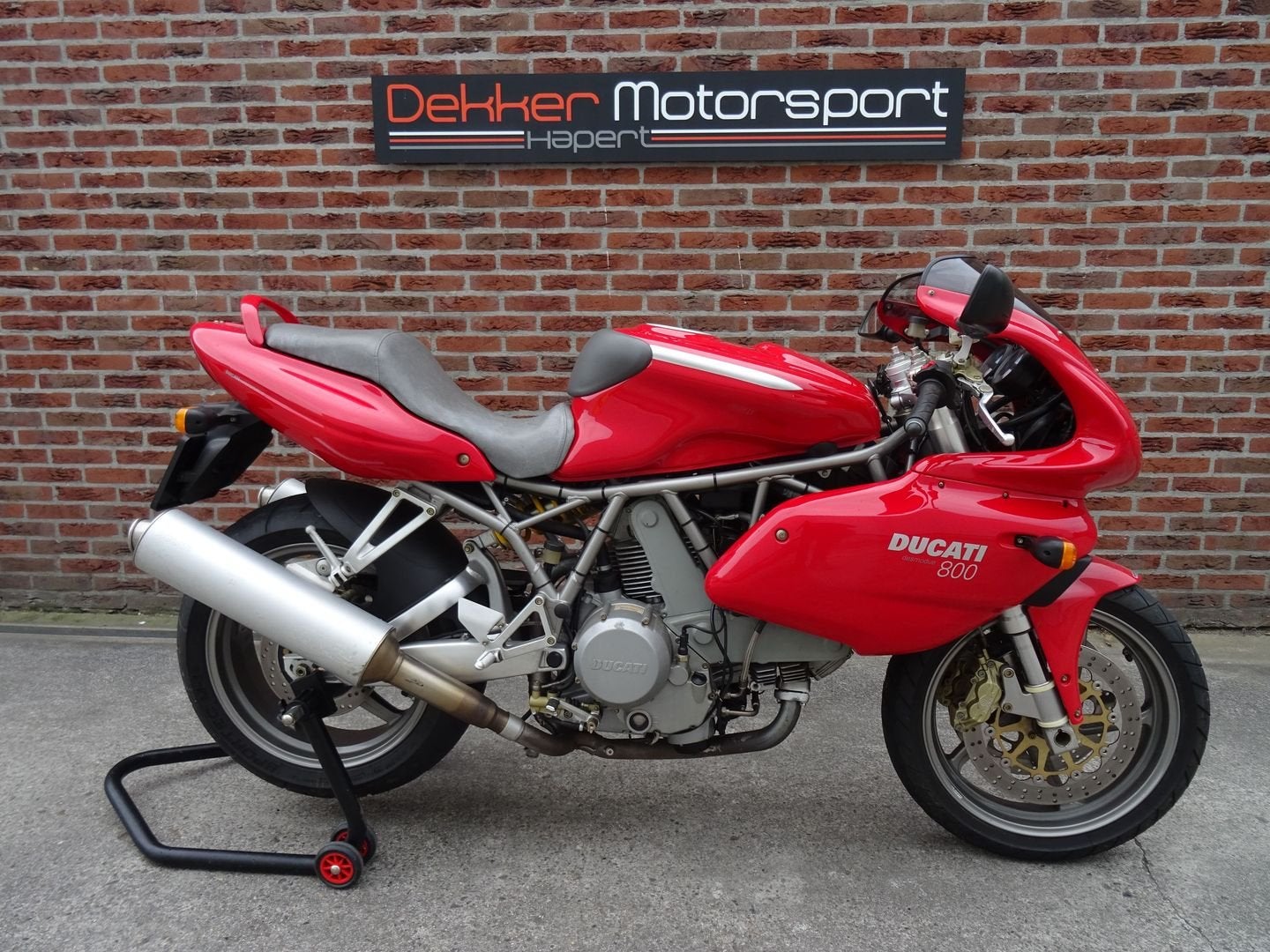 Ducati Supersport 800 / 800SS # 2003 # 6024KM # Rood # Uniek, 2 cilinders, -, Motorrijbewijs A, -