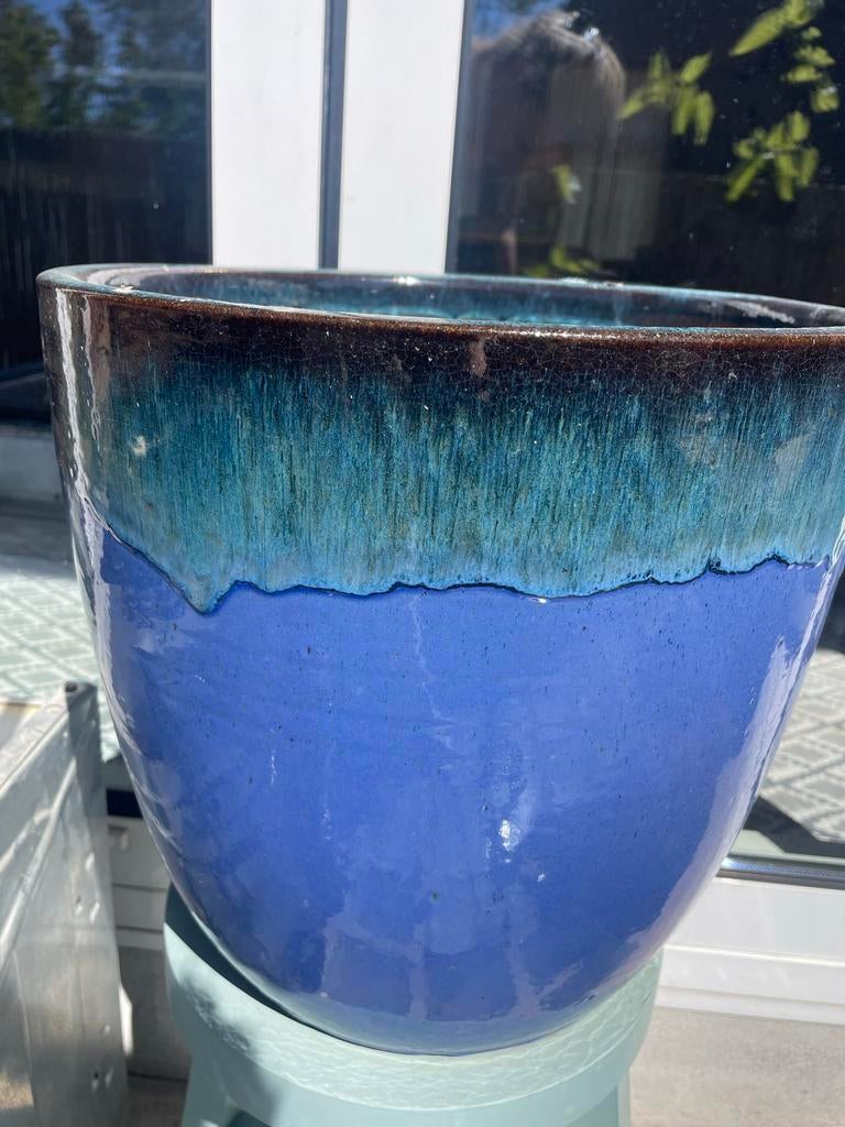 Grote blauwe bloempot met glazuur - 33 cm hoog, Tuin en Terras, Bloempotten, Ophalen, Gebruikt, 40 cm of meer, Rond
