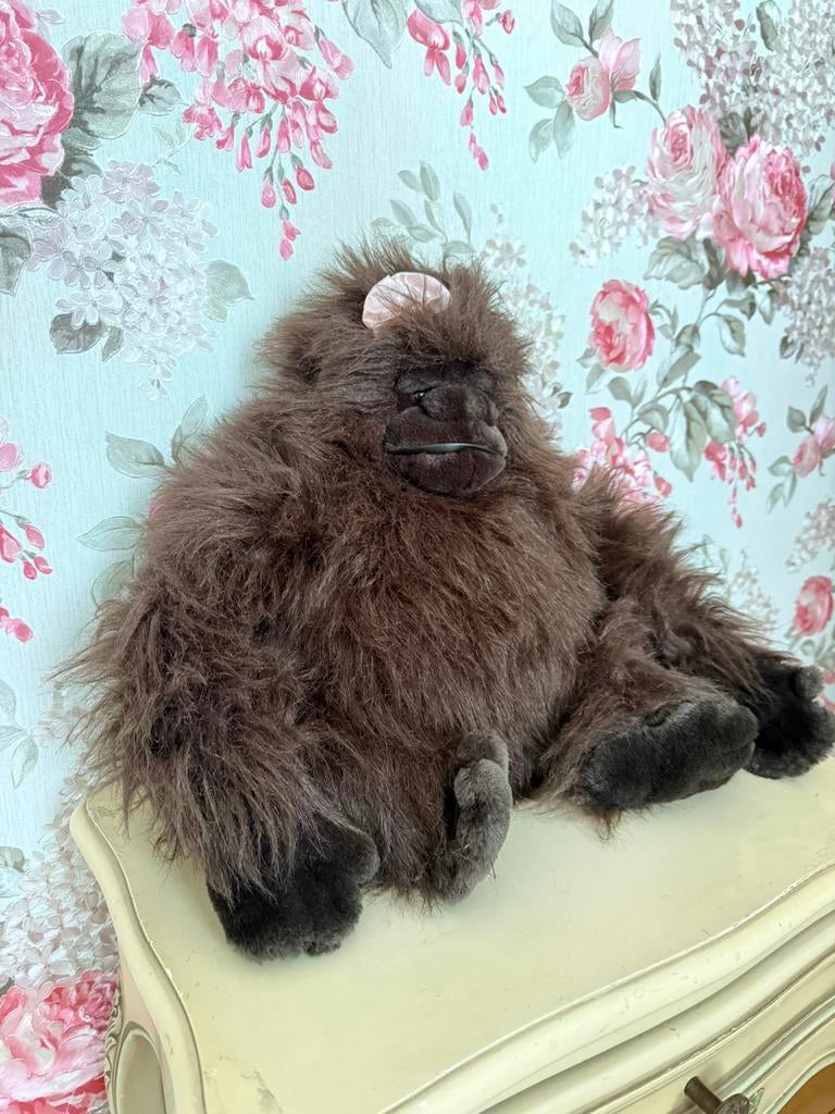 Bruine pluche aap, Kinderen en Baby's, Speelgoed | Knuffels en Pluche, Ophalen of Verzenden, Zo goed als nieuw, Middelgroot (20 tot 80 cm)