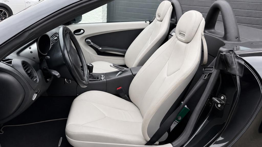 Mercedes-Benz SLK-klasse 200 K. | AMG | Airscarf | CarPlay |, Auto's, Mercedes-Benz, Achterwielaandrijving, Gebruikt, Zwart, 4 cilinders