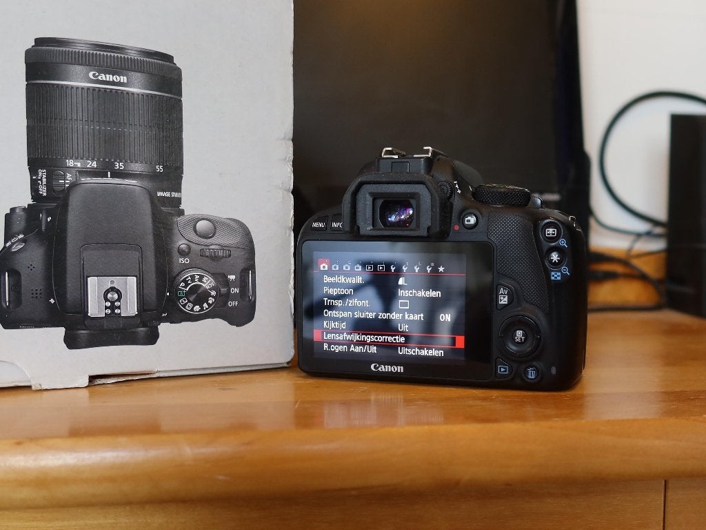 Canon EOS 100D met Canon 18-55mm STM lens, Ingebouwde flitser, Spiegelreflex, Canon, 18 megapixels