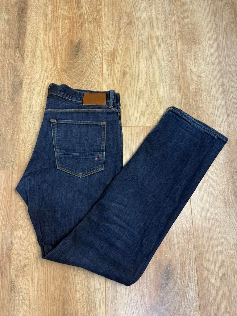 Tommy Hilfiger  Slim Fit jeans donkerblauw maat 32/32, Ophalen of Verzenden, Zo goed als nieuw, Blauw, W32 (confectie 46) of kleiner