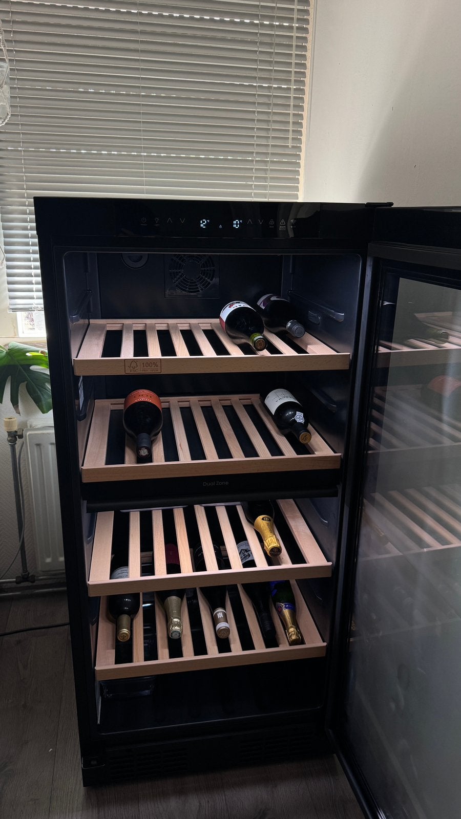 ETNA WKV584 wijnklimaatkast - 108 flessen, Huis en Inrichting, Woonaccessoires | Wijnrekken, Ophalen, Zo goed als nieuw, 25 flessen of meer