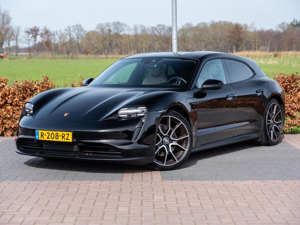 Porsche Taycan Sport Turismo 79 kWh | 21” Exclusive LM | A, Auto's, Porsche, Automaat, Parkeersensor, 0 cilinders, Gebruikt