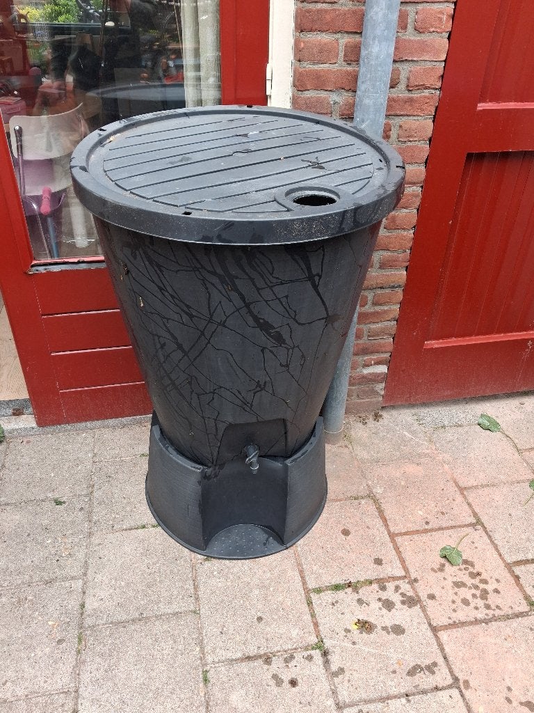 Regenton (220 Liter) inclusief Voet & Kraantje!, Tuin en Terras, Regentonnen, Ophalen, Kunststof, Gebruikt, Met kraantje