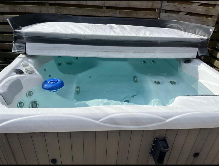 Wellis spa / bubbelbad direct leverbaar, Info@SpaBoer.nl, Traan 5 9351 vm leek, Ophalen of Verzenden, SpaBoer