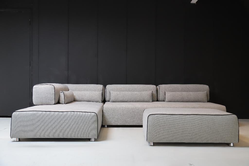 Leolux Ponton + Hocker, Huis en Inrichting, Banken | Bankstellen, Zo goed als nieuw, Hoekbank, Overige maten, 250 tot 300 cm, 150 cm of meer