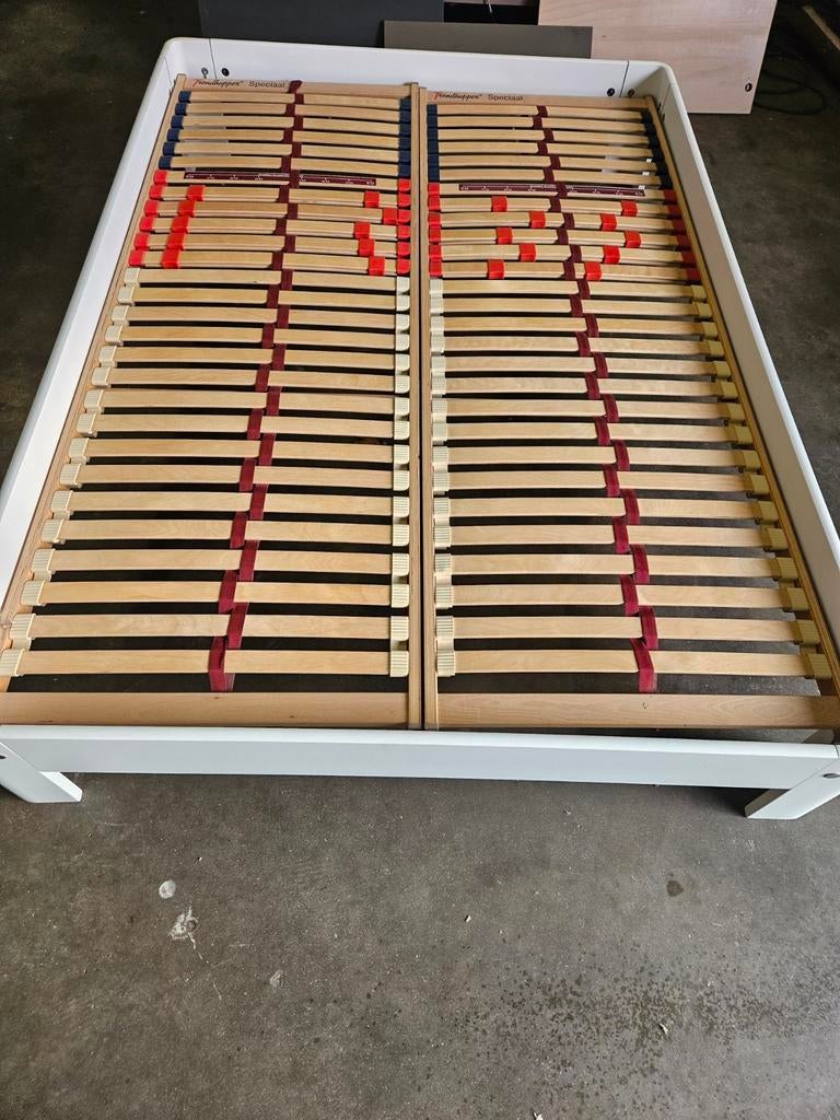 Auping auronde 140x200  type 1000 1500  2000, Wit, Zo goed als nieuw, Twijfelaar, 200 cm
