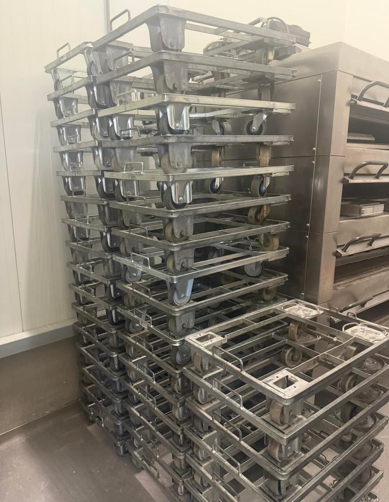 Bakkerij broban dolly trolly emballage onderstellen kratten, Doe-het-zelf en Verbouw, Kratten en Dozen, Ophalen of Verzenden, Krat
