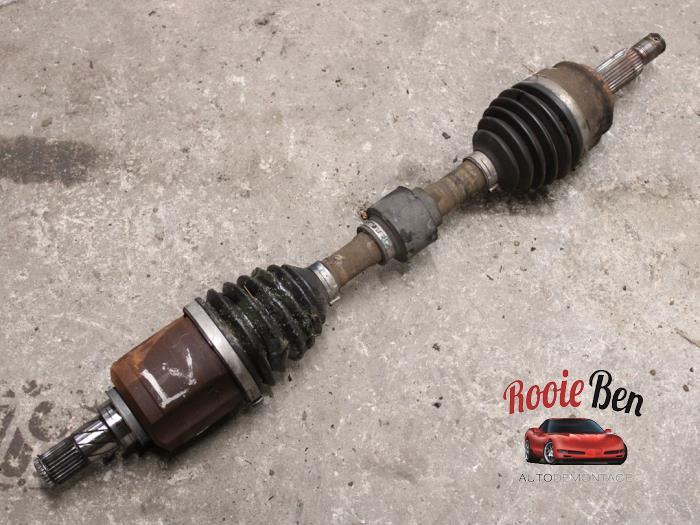 Aandrijfas links-voor van een Dodge Caliber, Gebruikt, -, -, Ophalen of Verzenden
