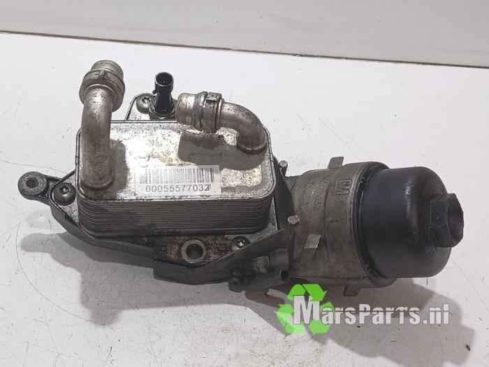 Oliefilterhuis van een Opel Insignia, Gebruikt, -, -, Opel