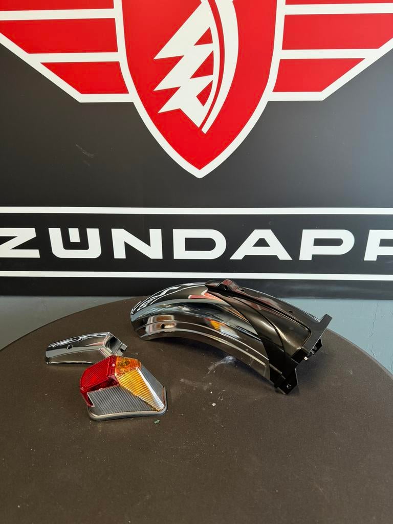 Zundapp 517 achterspatbord nieuw compleet, Ophalen of Verzenden, Zo goed als nieuw, Frame