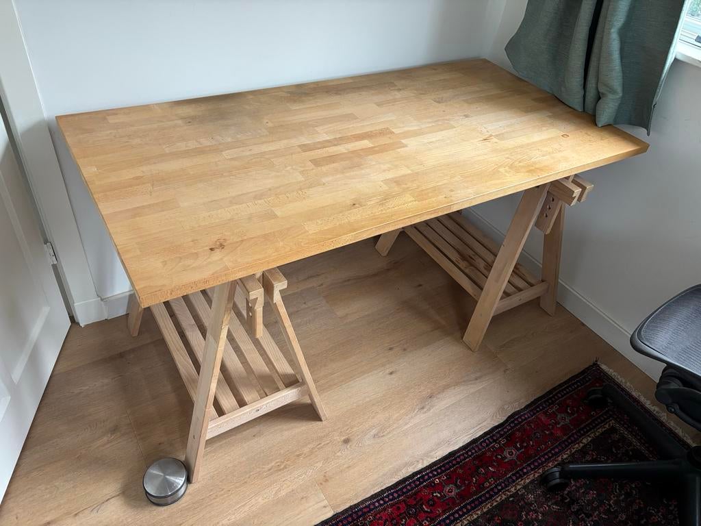 IKEA Houten Bureau met Verstelbare Schragen, Ophalen, In hoogte verstelbaar, Gebruikt