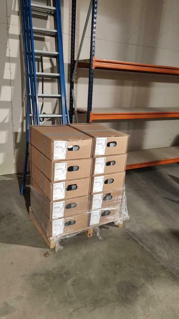 Gfa TS 970 of TS 971 Nu € 695,- Garagedeuren-Overheaddeuren, Ophalen, Kunststof, 120 cm of meer, 215 cm of meer