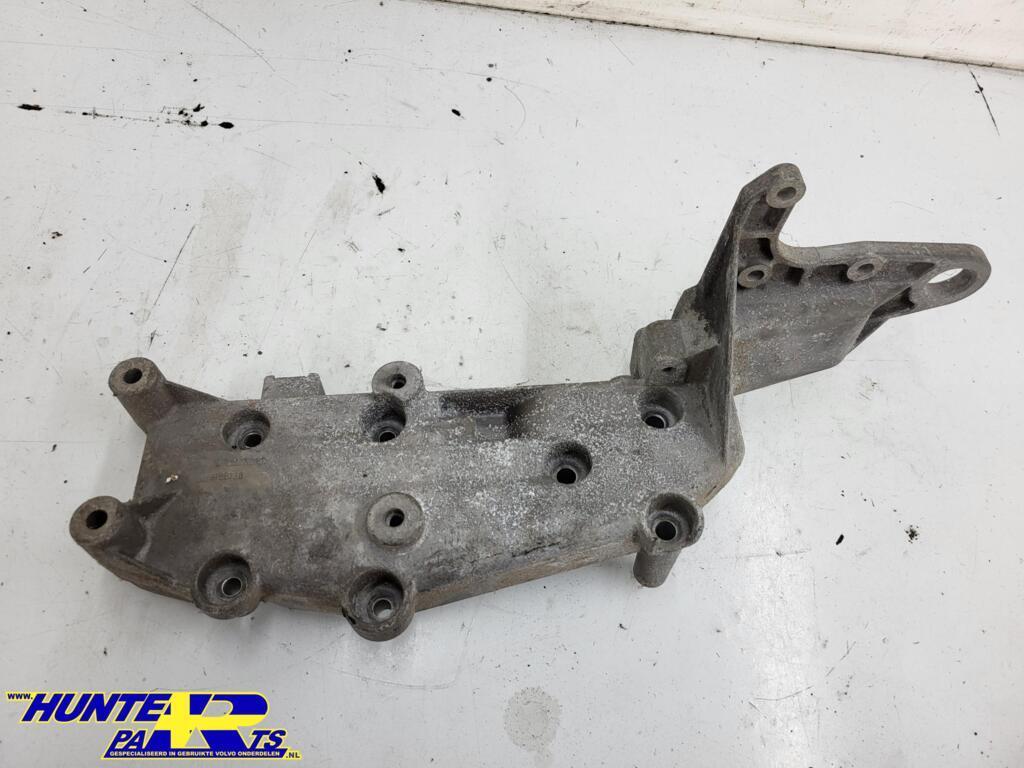 Dynamo steun Volvo V70 I ('97-'00) 9186136, Gebruikt, Ophalen of Verzenden, Volvo, Volvo