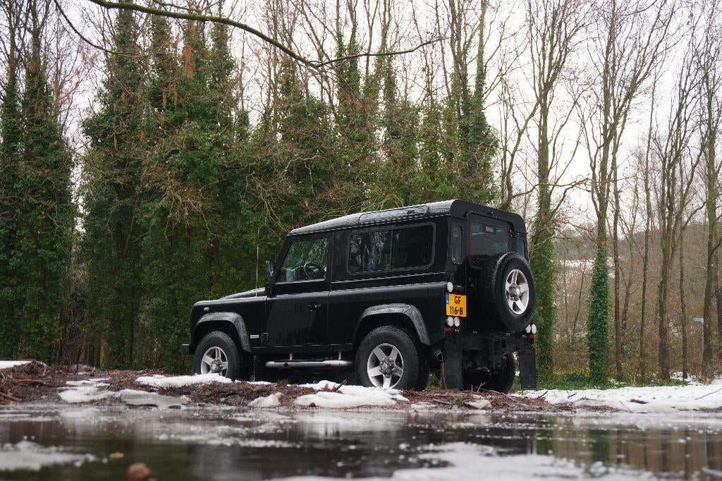Land Rover Defender 2.4 TD 90 SW SVX 60 |90.085 km!|Recaro|, Auto's, Zwart, 4 cilinders, 4 stoelen, Zwart