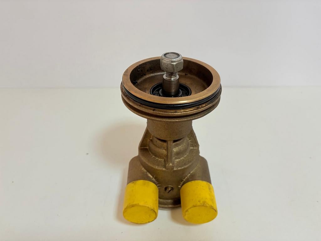 Vetus STM8921 Buitenwaterpomp, Ophalen of Verzenden, Zo goed als nieuw, Motor en Techniek, Zeilboot of Motorboot