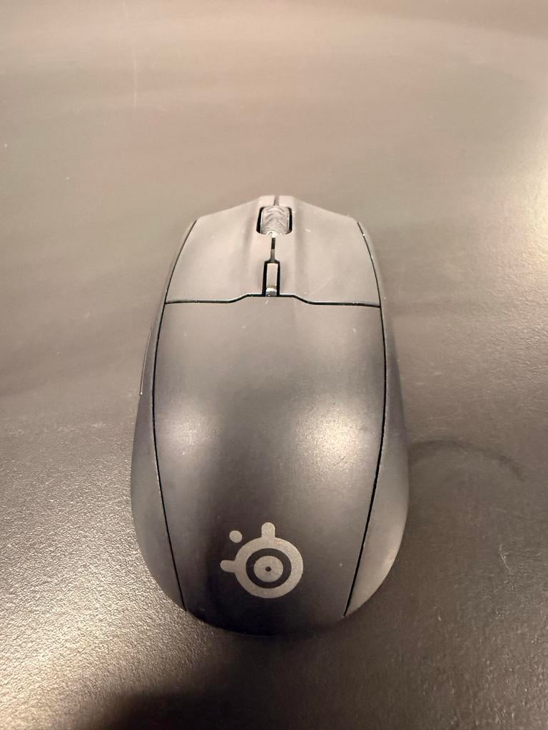 SteelSeries Rival 3 Wireless Gaming Muis in Nieuw Staat, Computers en Software, Muizen, Zo goed als nieuw, Muis, Rechtshandig