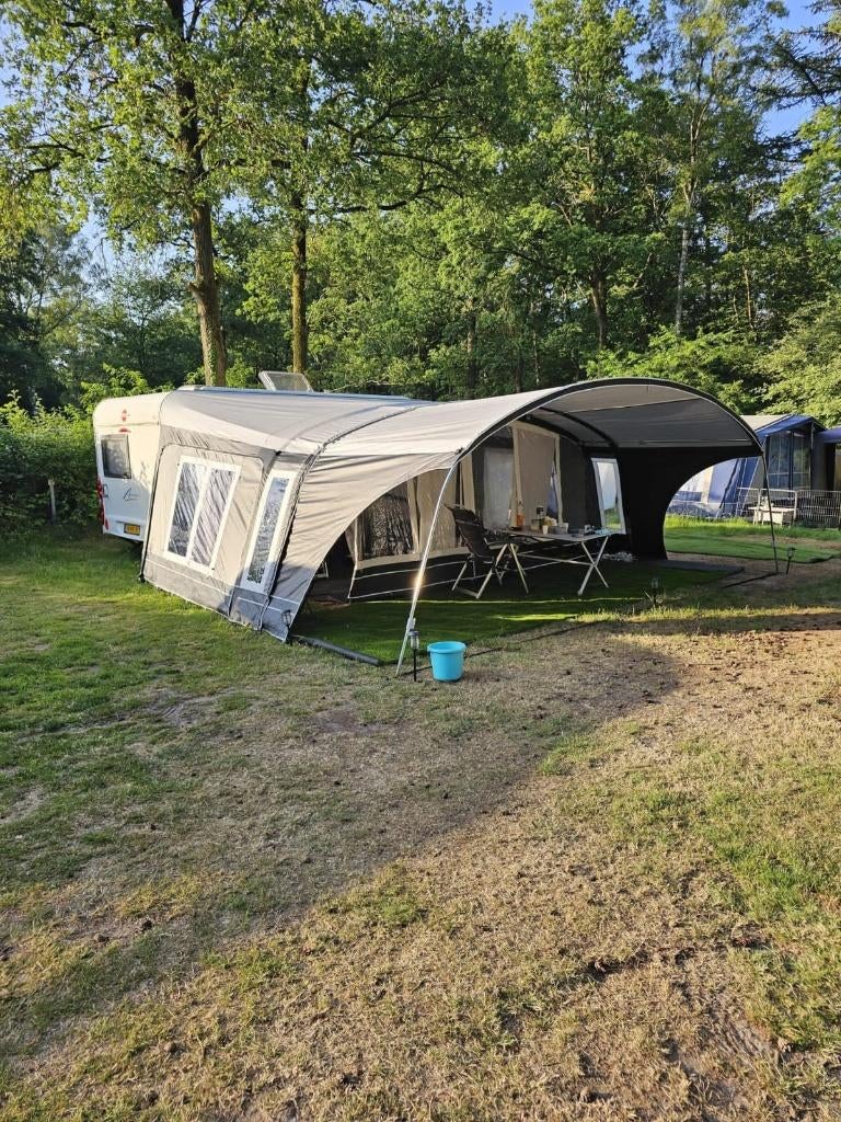 Burstner Averso 465, mover, Dorema voortent inclusief luifel, Serviceluik, Rondzit, Particulier, Bürstner