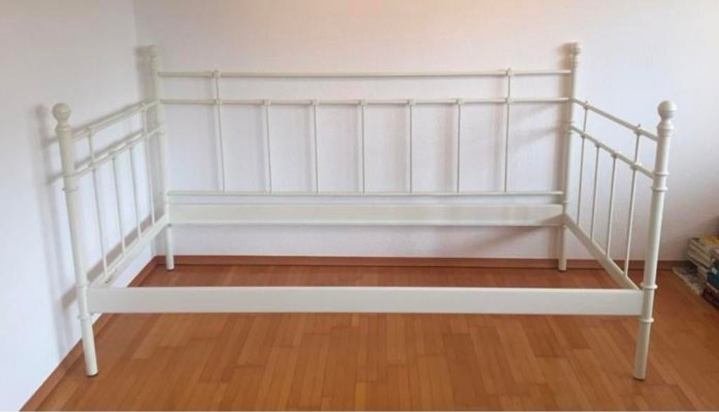 2x IKEA TROMSNES bedframe 80x200 – zonder lattenbodem, Ophalen