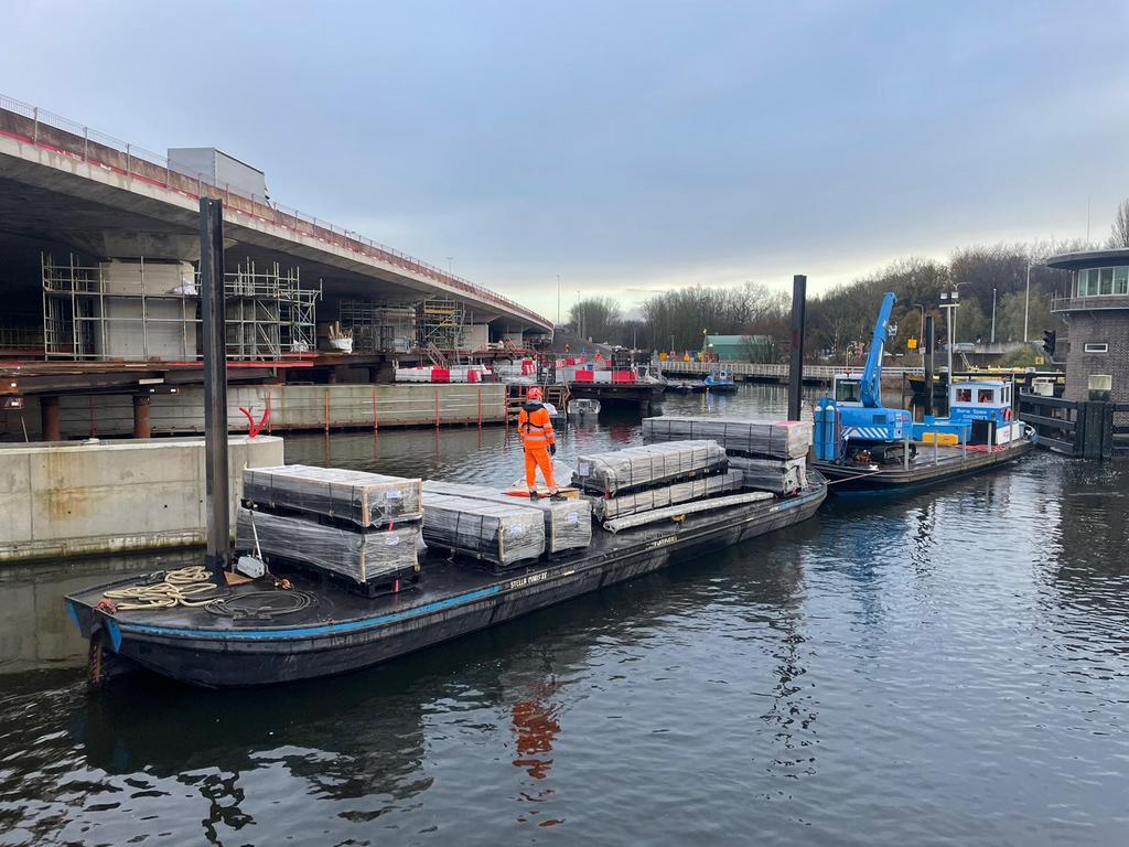 Dekschuiten te huur, Ophalen of Verzenden, Nieuw, Overige brandstoffen