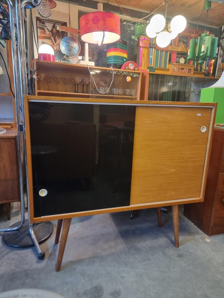 Vintage wandkast met schuifdeuren Jaren 60, Huis en Inrichting, Kasten | Dressoirs, Gebruikt, 25 tot 50 cm, Ophalen