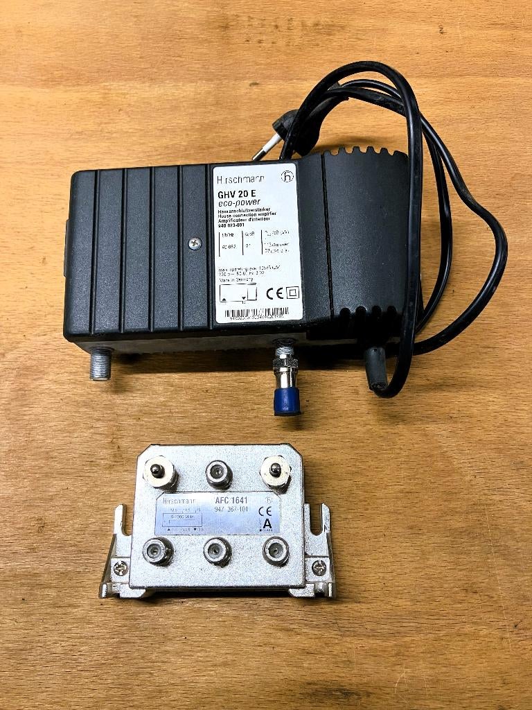 Hirschmann GHV 20E antenneversterker en AFC1641 multitap, Ophalen of Verzenden