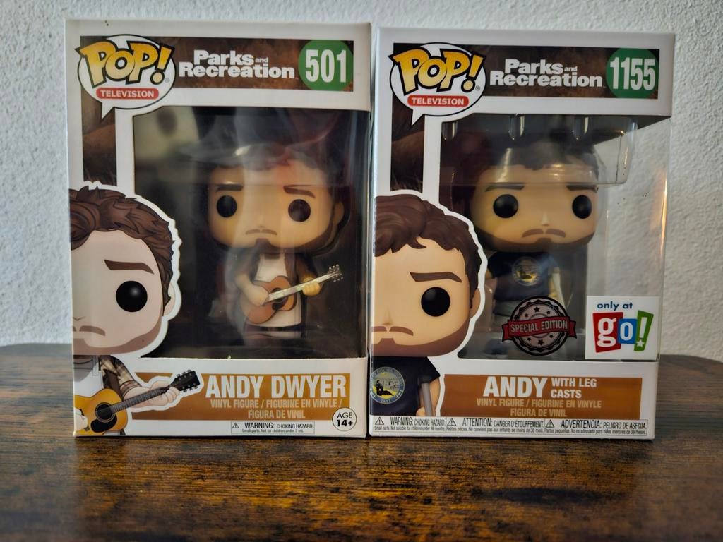 2x Funko Pop Andy Dwyer Parks and Recreation, Ophalen of Verzenden, Zo goed als nieuw