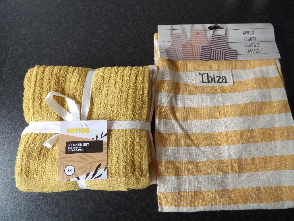 nieuw Xenos keukenset handdoek, theedoek, vaatdoek, schort, Huis en Inrichting, Ophalen of Verzenden, Nieuw, Theedoek of Handdoek