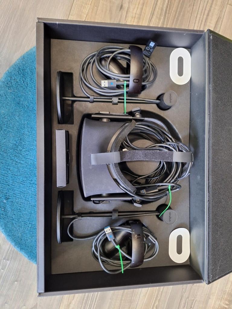 Oculus Rift VR Headset - Zo goed als nieuw!, Ophalen of Verzenden, Zo goed als nieuw, VR-bril, Pc
