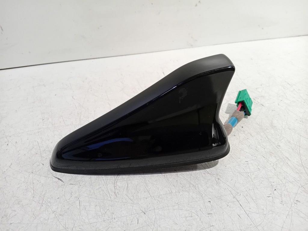 Antenne Kia Stonic, Ophalen of Verzenden, Van der Ven Autorecycling B.V., Onderdelen@venauto.nl, Ettenseweg 76, 4706 PB Roosendaal, The Netherlands