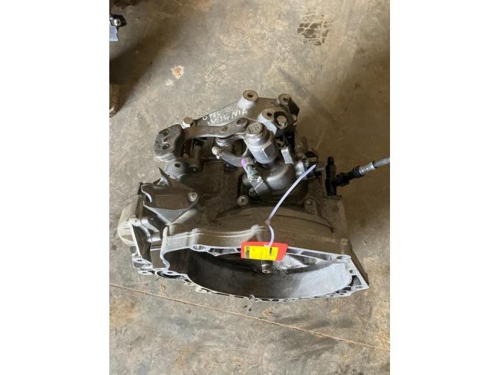 Versnellingsbak van een Opel Insignia, Gebruikt, -, -, Opel