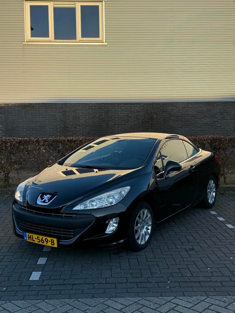 Peugeot 308 1.6 VTI CC 2011 Zwart, Auto's, Voorwielaandrijving, 15 km/l, 4 cilinders, Cabriolet