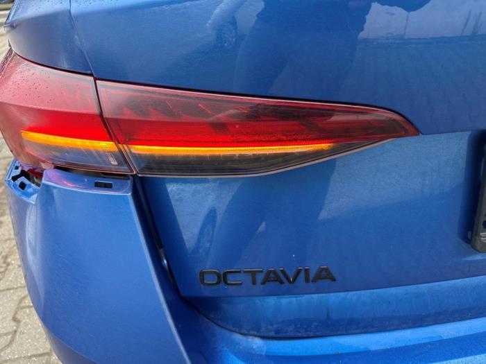 Achterlicht links van een Skoda Octavia, Gebruikt, -, -, Ophalen of Verzenden