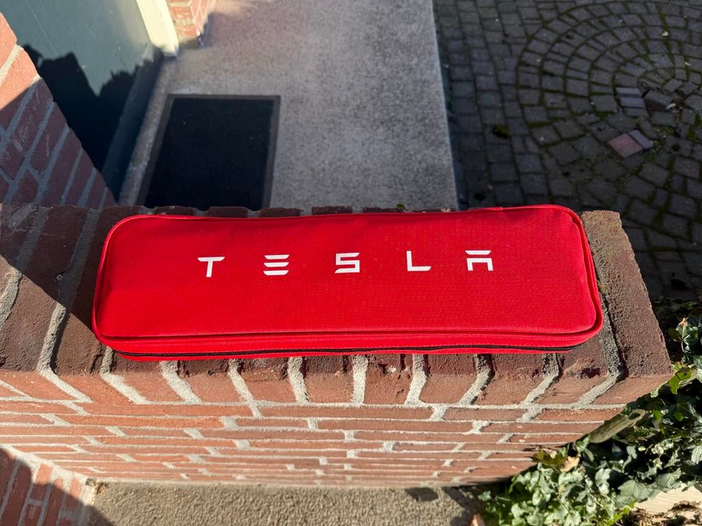 Tesla Veiligheidset voor pech onderweg - Nieuwstaat, Ophalen of Verzenden, Nieuw