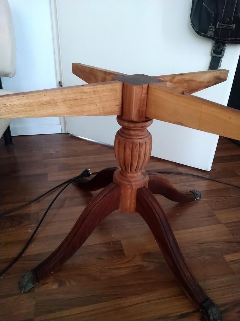 Tafelpoot tafelonderstel leeuwenpoot salontafel, Ophalen