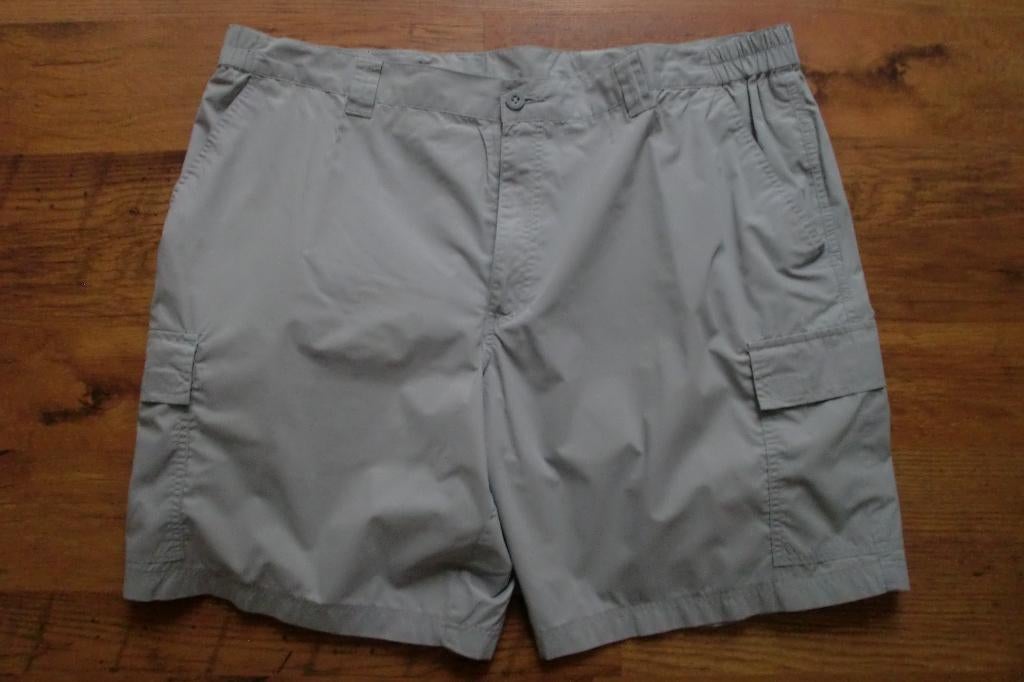 Prachtige zomer korte broek licht blauw-grijs merk Canda., Verzenden, Nieuw, Overige maten, Overige kleuren