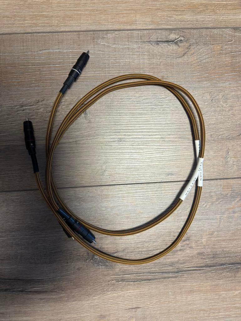 Yeti Nextgen 1m RCA interlink. (Eerste gen)