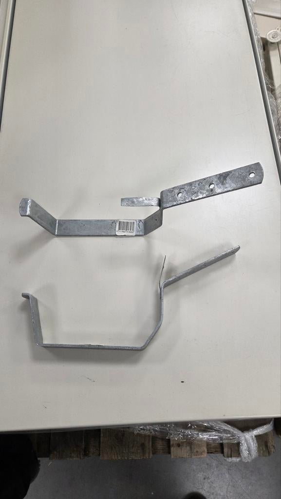 36 stuks gootbeugel voor bakgoot 125mm, Ophalen, Nieuw