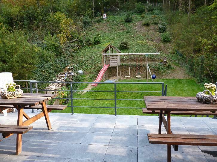 Bomal (Durbuy) 2 Tot 10/18 personen met Sauna, snooker ..., 4 of meer slaapkamers, Landelijk, In bos, 18 personen