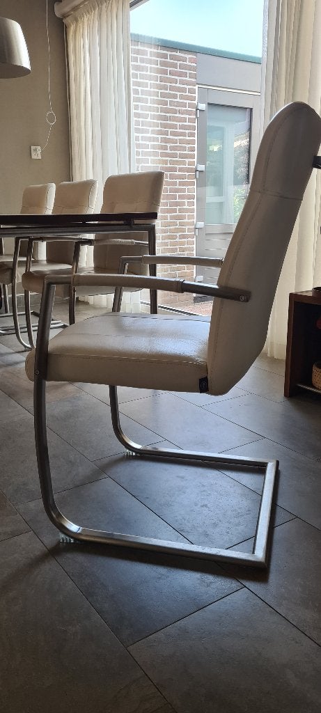 6 leren eetkamer stoelen, Ophalen, Wit, Zo goed als nieuw, Vijf, Zes of meer stoelen