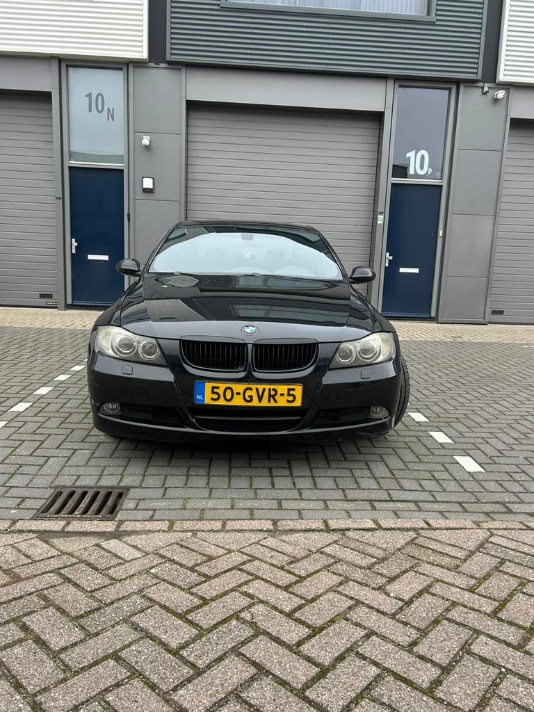 BMW 3-Serie 3.0 I 325 AUT 2008 Zwart M pakket, Auto's, BMW, Automaat, 745 kg, Achterwielaandrijving, Zwart