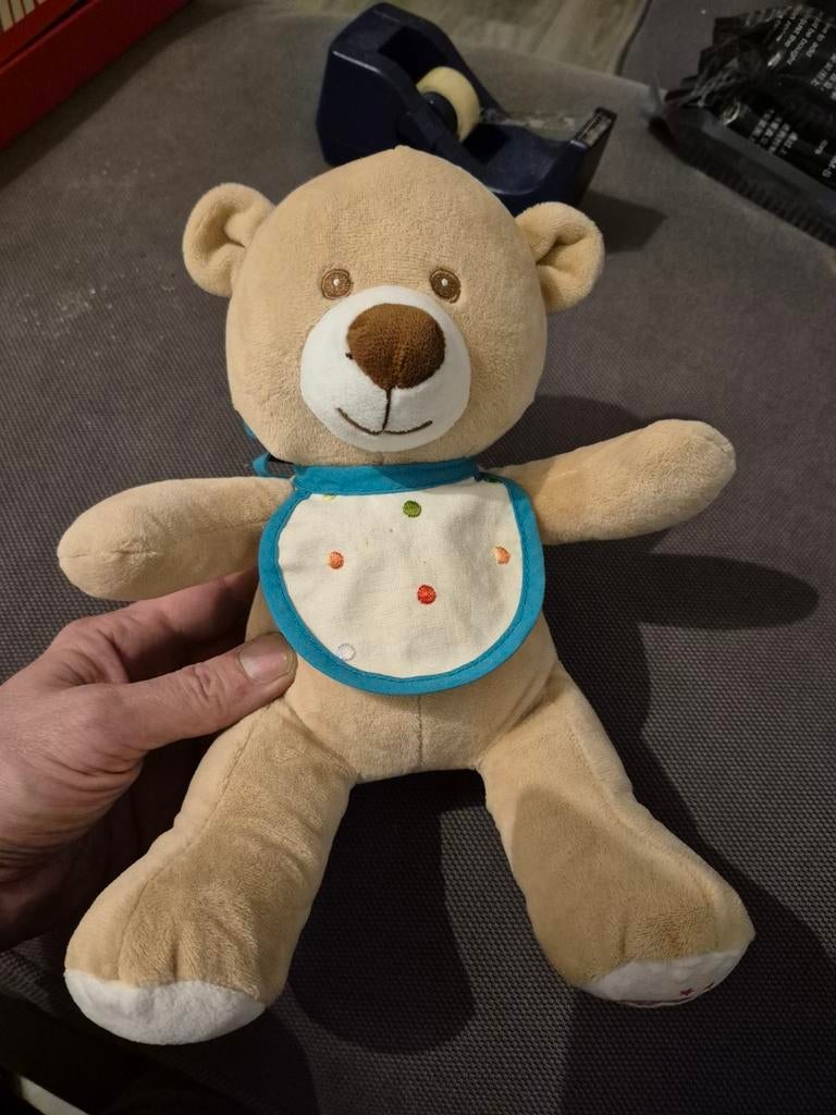 PSV Knuffelbeer met slabbetje - Zo goed als nieuw, Overige merken, Overige karakters, Beer, Ophalen of Verzenden