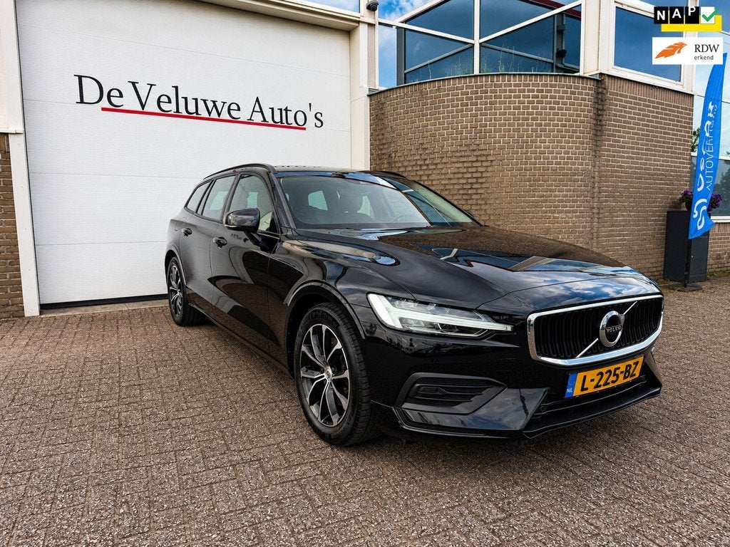 Volvo V60 2.0 B3 Momentum Advantage|1e eig|NL-auto|Camera|, Stof, 4 cilinders, 1969 cc, Origineel Nederlands