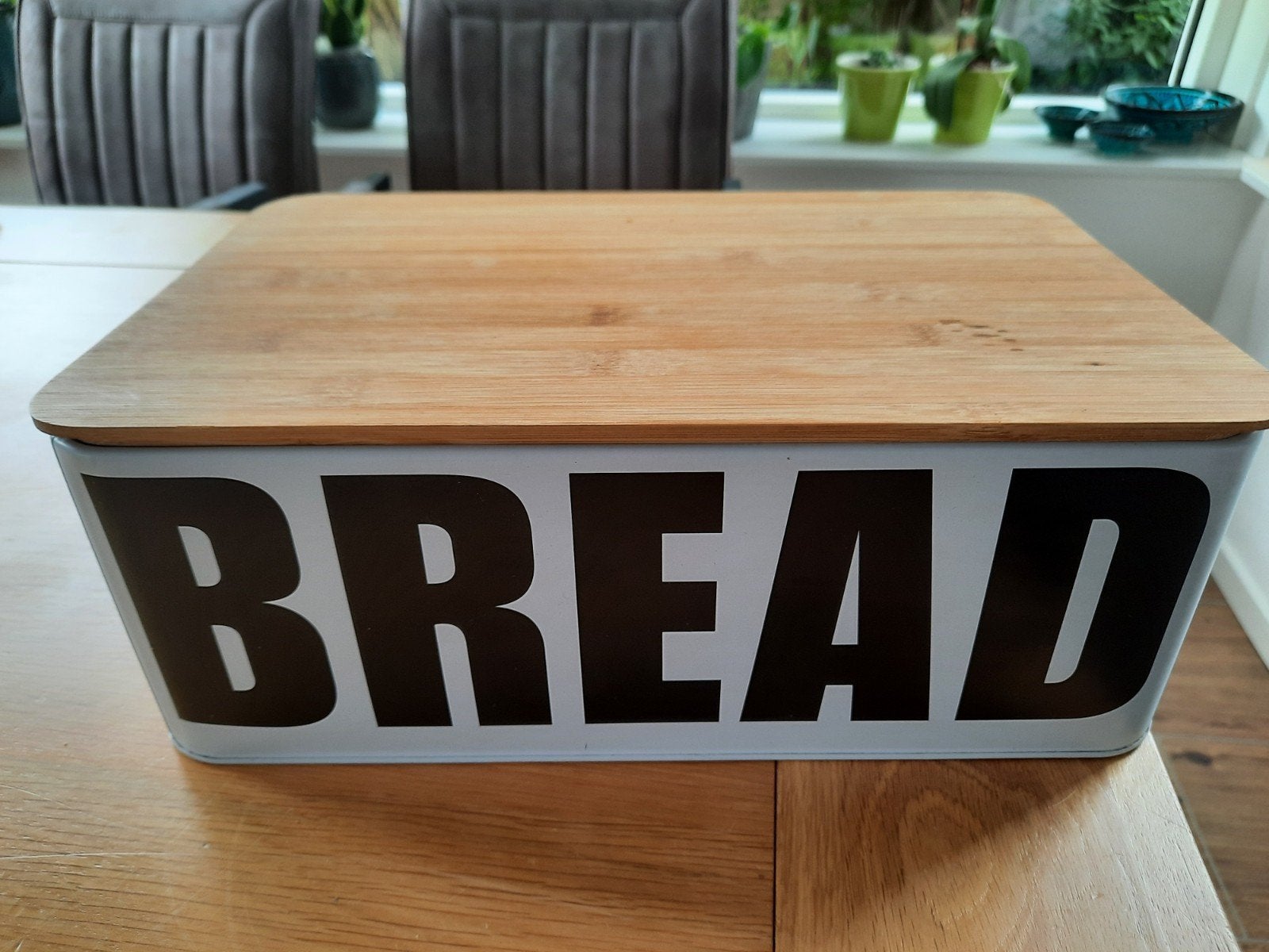 mooie wit metalen broodtrommel met houten deksel. zgan, Ophalen of Verzenden, Zo goed als nieuw, Metaal, Overige merken