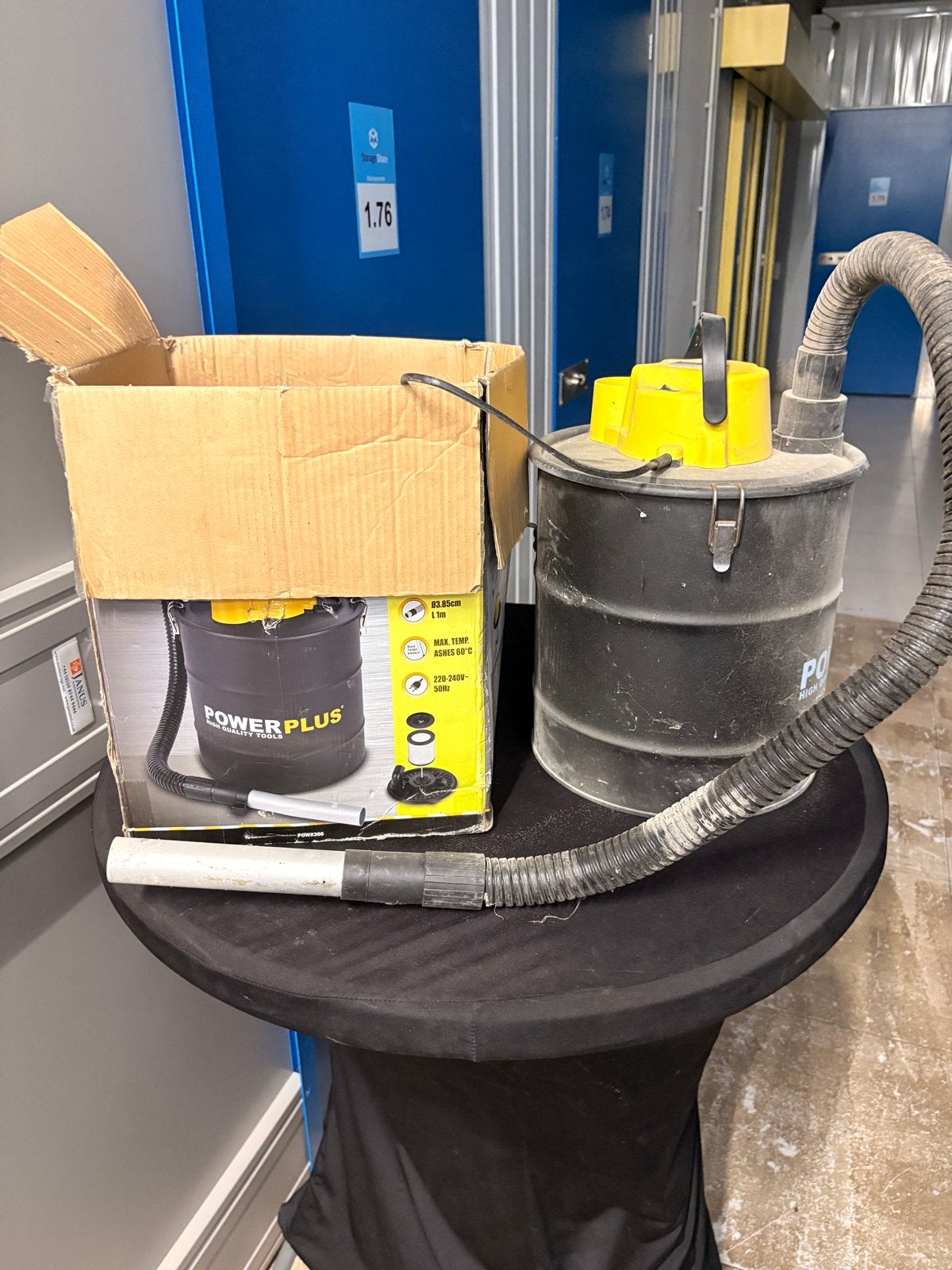 Powerplus aszuiger 1200W - 20L stalen tank, Ophalen, Overige typen, Zo goed als nieuw, Reservoir