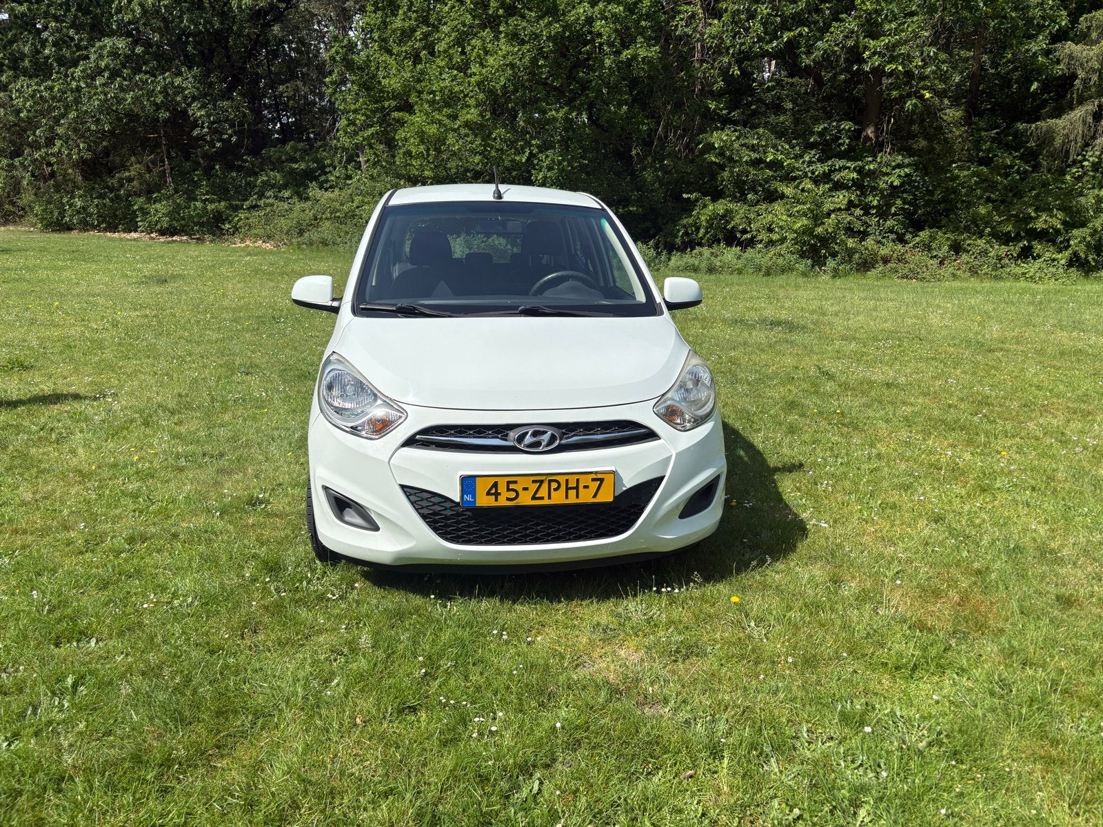 Hyundai i10 1.0 5DR 2013 Wit, Auto's, Hyundai, Particulier, i10, Benzine, A, Hatchback, Handgeschakeld, Origineel Nederlands, Wit