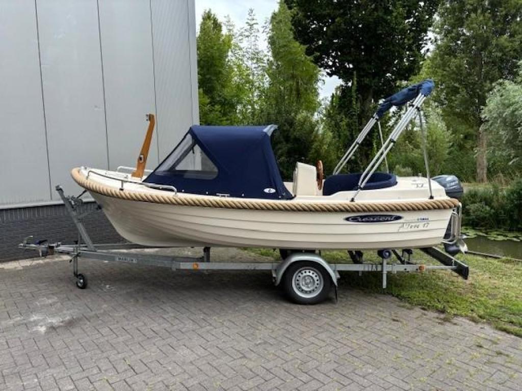 Crescent Allure 17 met Yamaha 9.9pk, Zo goed als nieuw, Polyester, Benzine, 3 tot 6 meter